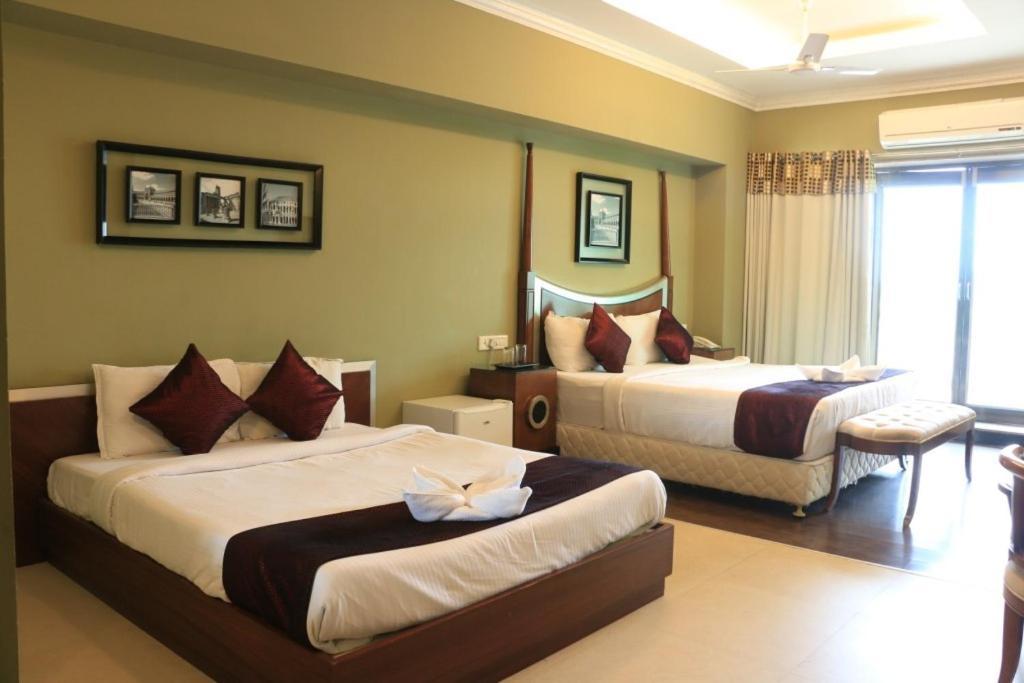 Jalsa Hotel & Banquets,Indore Exteriör bild